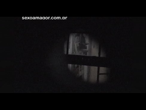 ❤️ Lourinho é filmado secretamente por um voyeur de bairro escondido atrás de tijolos ocos ❤️ Porno vídeo em pt.xinwen1288.top ❤